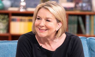 Fern Britton makes rare comment about the breakdown of her first marriage - hellomagazine.com