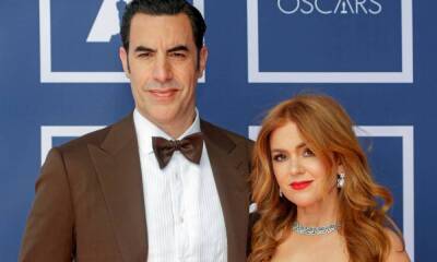 Isla Fisher's mother-daughter photo will leave you seeing double - hellomagazine.com - New York