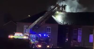 Smoke pours from roof of former Scots school as fire rips through building - www.dailyrecord.co.uk - Scotland