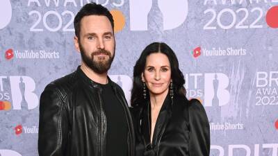 2022 BRIT Awards: Courteney Cox, Ed Sheeran and More Hit the Red Carpet - www.etonline.com - London