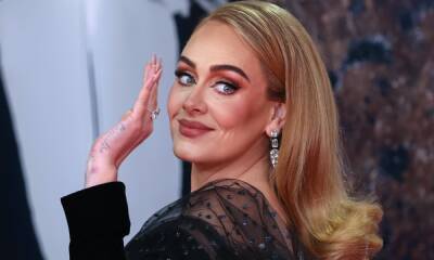 Adele thanks ex-husband in emotional speech as she wear large diamond on ring finger - hellomagazine.com - Britain - Las Vegas