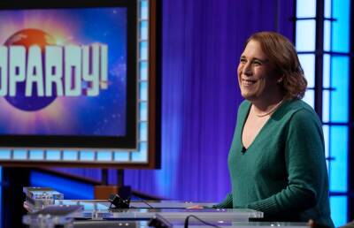 Amy Schneider Quits Her Day Job Following $1.4M ‘Jeopardy!’ Win - etcanada.com - New York - Ireland