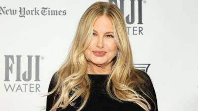 Jennifer Coolidge Is Officially Returning to 'The White Lotus' for Season 2 - www.etonline.com - Britain - state Maine