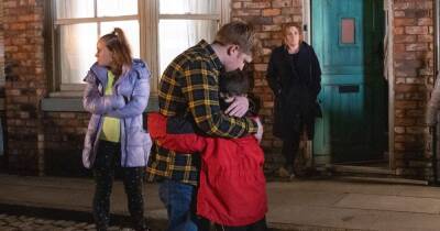 ITV Coronation Street fans disgusted by 'vile' Chesney storyline - www.manchestereveningnews.co.uk - Portugal