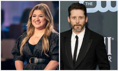 Kelly Clarkson finalizes divorce, will pay ex-husband $1.3 million plus spousal and child support - us.hola.com - Los Angeles - Los Angeles - Montana