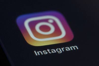 Instagram Banned By Kremlin Amid Broader Tech Rupture Of Russia Ties - deadline.com - Ukraine - Russia