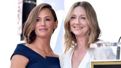 Jennifer Garner cheeses with ’13 Going on 30’ co-star Judy Greer in glowing selfie: ‘Grateful’ - www.foxnews.com - Los Angeles