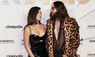 Adria Arjona and Jared Leto look like goals in the ‘Morbius’ Mexican premiere red carpet - us.hola.com - Mexico - Puerto Rico - city Mexico