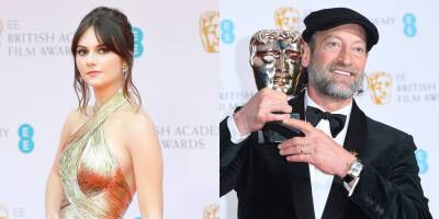 CODA's Emilia Jones Sings 'Both Sides Now' at BAFTAs 2022, Co-Star Troy Kotsur Wins Award! (Video) - www.justjared.com - Britain - county Hall