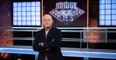 Ross Kemp shares how The Chase's Bradley Walsh helped him in game show role - www.ok.co.uk