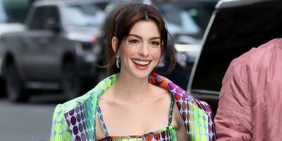 Anne Hathaway Reveals Why She Was 'Surprised' Working With Jared Leto on 'WeCrashed' - www.justjared.com - New York