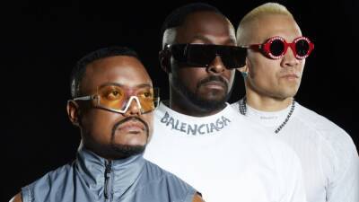 Latin AMAs 2022: Black Eyed Peas, Boza and More to Perform - www.etonline.com - USA - Mexico - county Christian