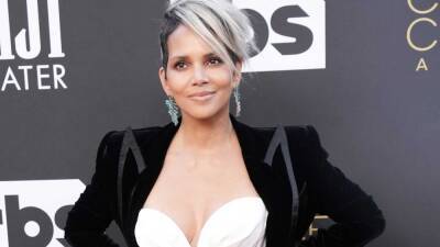 Halle Berry Shares Rare Photo of 14-Year-Old Daughter Nahla -- and She's as Tall as Her Mom! - www.etonline.com