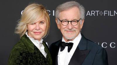 Steven Spielberg and Kate Capshaw Donate $1 Million to Ukraine Humanitarian Organizations - variety.com - Ukraine - Russia - Poland - county Cross