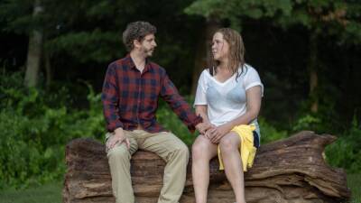 Amy Schumer and Michael Cera Talk Life and Beth, Hugs From Oprah, Wine, and Death - www.glamour.com - New York - county Long