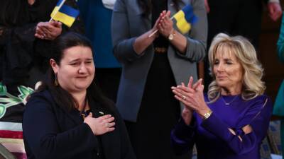Dr. Jill Biden's State of the Union Dress Featured a Ukrainian Symbol Of Hope - www.glamour.com - Ukraine