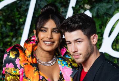 Priyanka Chopra And Nick Jonas Celebrate Hindu Holiday In Los Angeles — See The Pics! - etcanada.com - Los Angeles - Los Angeles - India