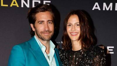 Jake Gyllenhaal and Longtime Girlfriend Jeanne Cadieu Make Rare Red Carpet Appearance Together - www.etonline.com - France - New York