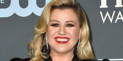 Kelly Clarkson Explains Her Name Change, Says It's 'Too Late' to Go by Kelly Brianne - www.justjared.com - USA
