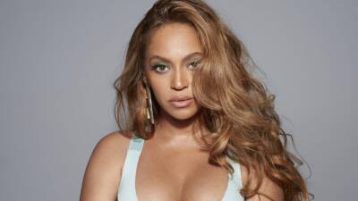 Beyoncé Reportedly in Talks to Perform 'King Richard' Original Song From Compton Tennis Courts During Oscars - www.etonline.com - California - city Compton, state California - county Will