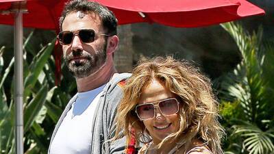 Ben Affleck Jennifer Lopez Hit Up McDonald’s For A Romantic Lunch Date In Beverly Hills - hollywoodlife.com - Beverly Hills
