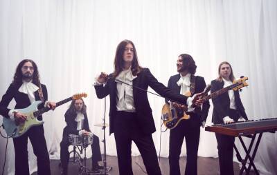 Blossoms tease new Dire Straits and George Michael inspired single ‘The Sulking Poet’ - www.nme.com - Britain