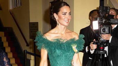 Kate Middleton Sparkles In Off-The-Shoulder Green Gown At Jamaica Dinner: Photos - hollywoodlife.com - Pakistan - Jamaica - Belize