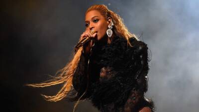 Oscars 2022 Performers: Beyoncé, Billie Eilish and More to Perform - www.etonline.com