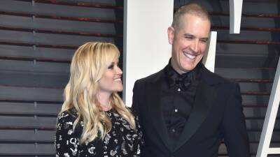 Reese Witherspoon Celebrates 11th Wedding Anniversary With Jim Toth - www.etonline.com - California - Tennessee - city Ojai, state California