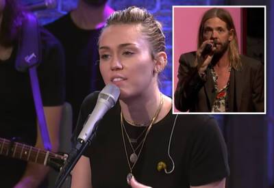 Miley Cyrus Breaks Down In Tears During Tribute Performance To 'Friend' Taylor Hawkins After His Death - perezhilton.com - Brazil - Mexico - county Hall