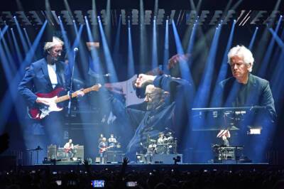 Phil Collins And Genesis Bid Farewell To Touring In Final London Show - deadline.com - USA