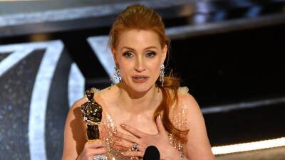 Jessica Chastain Delivers Passionate Speech After Winning First Best Actress Oscar - www.etonline.com