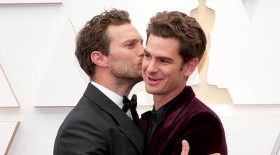 These Photos of Jamie Dornan & Andrew Garfield on the Oscars Red Carpet Are So Adorable! - www.justjared.com - Hollywood