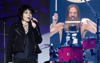 Joan Jett pays emotional tribute to Taylor Hawkins on stage - www.nme.com - Mexico - Colombia