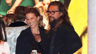 Jason Momoa Gives Kate Beckinsale His Jacket As They Cozy Up Outside Vanity Fair Oscars Party - hollywoodlife.com - France - Beverly Hills