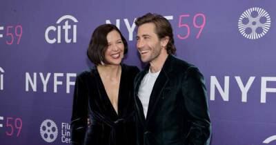 Jake and Maggie Gyllenhaal’s reaction to Amy Schumer calling them a ‘couple’ at the Oscars - www.msn.com - Ukraine - Russia
