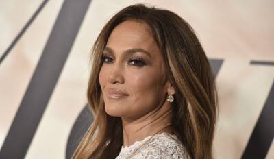 Jennifer Lopez, Skydance TV Developing Post-WWII NYC Set Prime Video Series ‘Backwards In Heels’ - deadline.com - New York - Italy