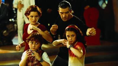 ‘Spy Kids’ Remake From Robert Rodriguez Set at Netflix - thewrap.com - county Barber