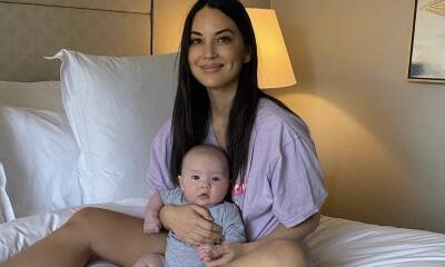 Olivia Munn shares postpartum struggles and experience as a first-time mom - us.hola.com