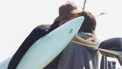 Leighton Meester Adam Brody Share A Kiss During Romantic Surfing Date In Malibu – Photos - hollywoodlife.com - California - Malibu