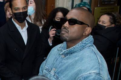 Kanye West Pens Poem On Divorce After Kim Kardashian Becomes Legally Single - etcanada.com - Chicago