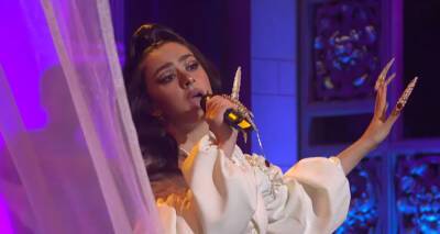 Charli XCX Performs 'Beg for You' & 'Baby' on 'Saturday Night Live' - Watch Now! - www.justjared.com - New York