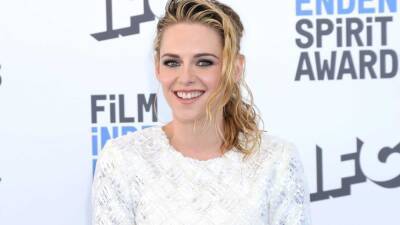 Kristen Stewart Says She Was 'Truly Astounded' by Her Oscar Nomination for 'Spencer' (Exclusive) - www.etonline.com - Santa Monica