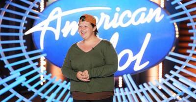 American Idol’s Kelsie Dolin Sings for a Crowd for the 1st Time at Audition: 5 Things to Know - www.usmagazine.com - USA - state West Virginia
