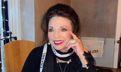 Dame Joan Collins stuns fans with very rare photo of her two daughters - hellomagazine.com - Britain