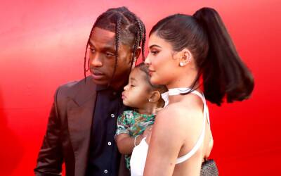 Kylie Jenner Says She And Travis Scott Have Still Not Named Their Son - etcanada.com
