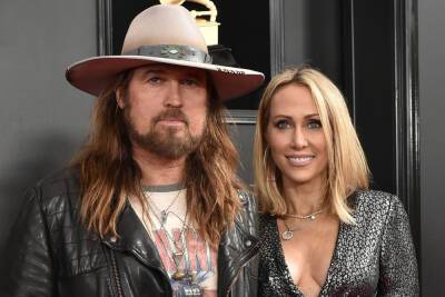 Tish Cyrus Reportedly Files For Divorce From Billy Ray Cyrus - etcanada.com - Tennessee