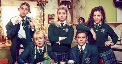 Final season of Derry Girls airs tonight and here's how to watch it - www.dailyrecord.co.uk