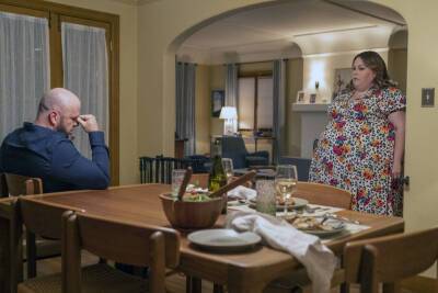 ‘This Is Us’ Reveals Kate’s Fate: EPs Isaac Aptaker & Elizabeth Berger On Flash-Forward Heavy ‘Katoby’ Episode - deadline.com