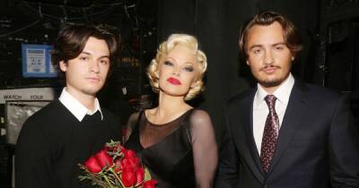 Pamela Anderson supported by sons as she makes Broadway debut in Chicago - www.ok.co.uk - New York - Chicago - county Hart